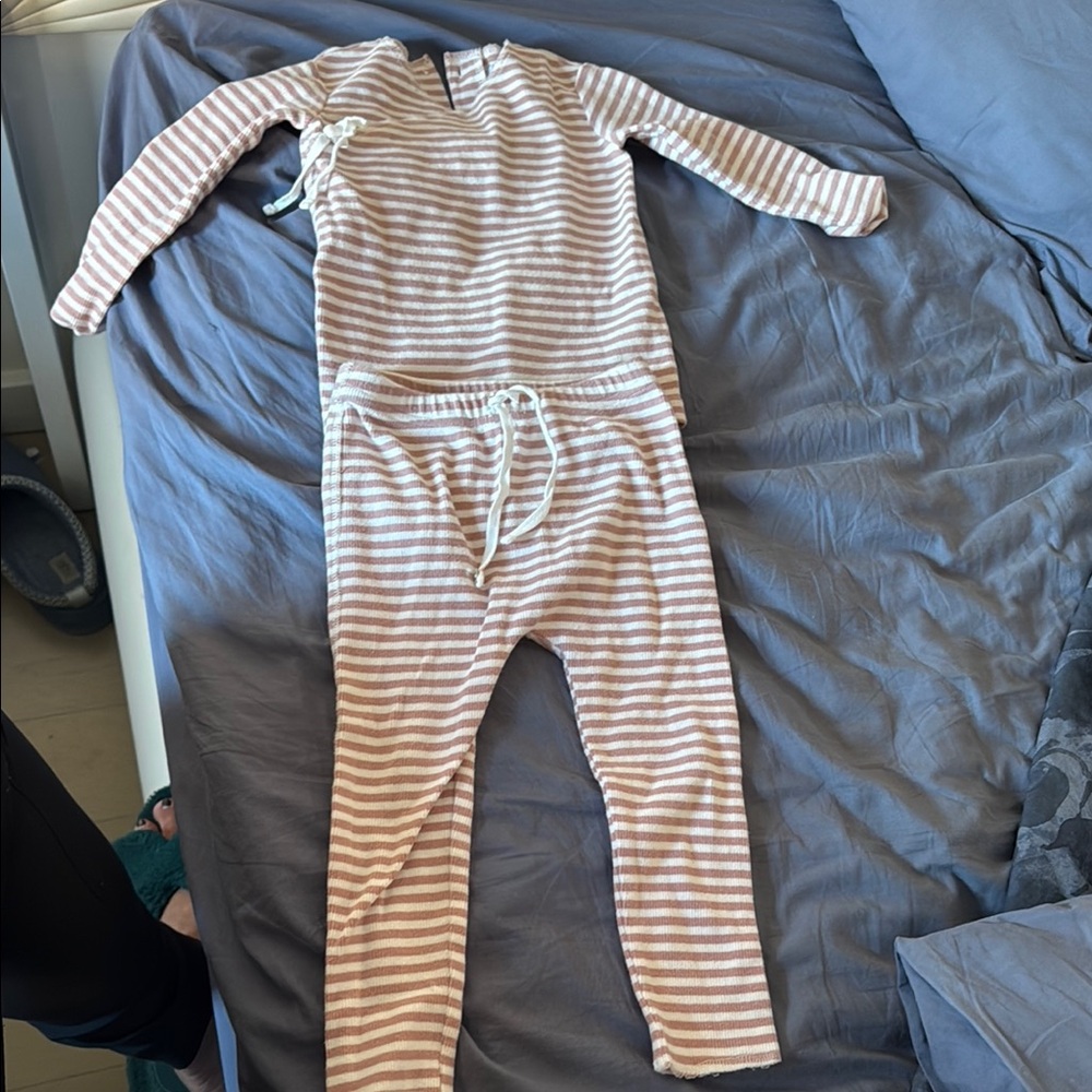 Striped Pajama Set in Pink and White size 24m